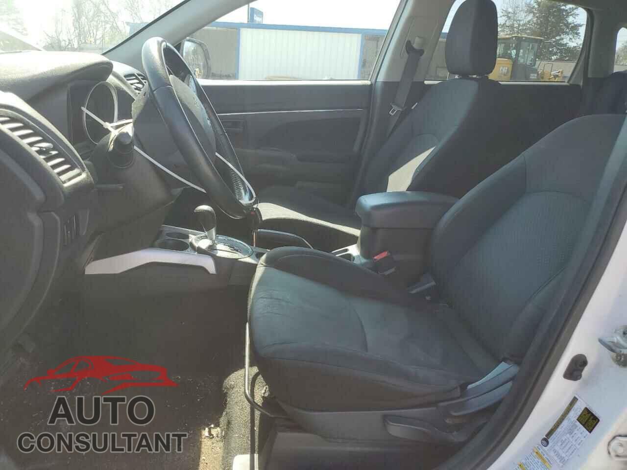 MITSUBISHI OUTLANDER 2014 - 4A4AP3AU8EE019692