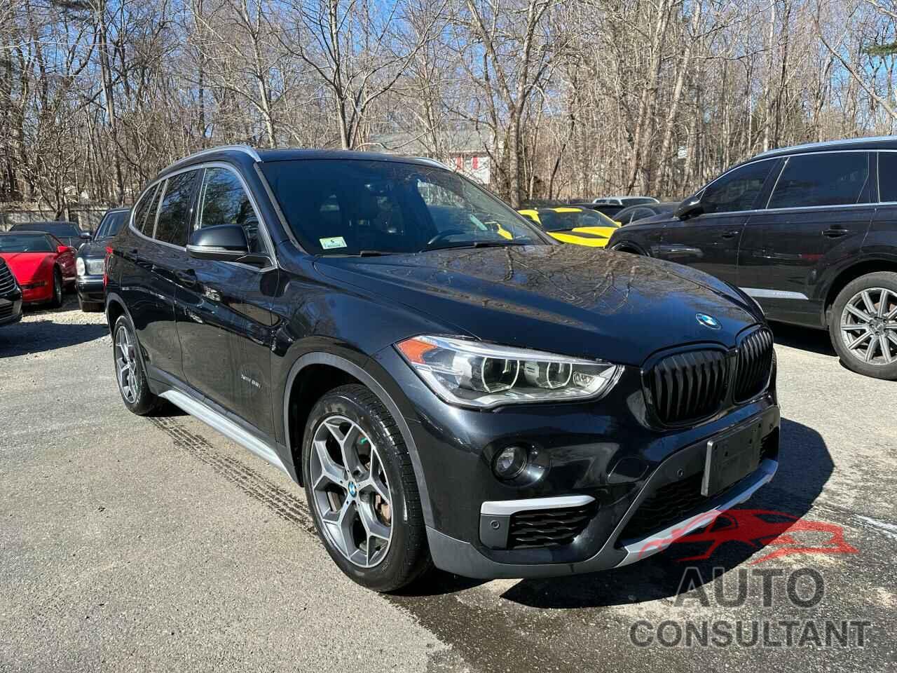 BMW X1 2017 - WBXHT3C32H5F67896
