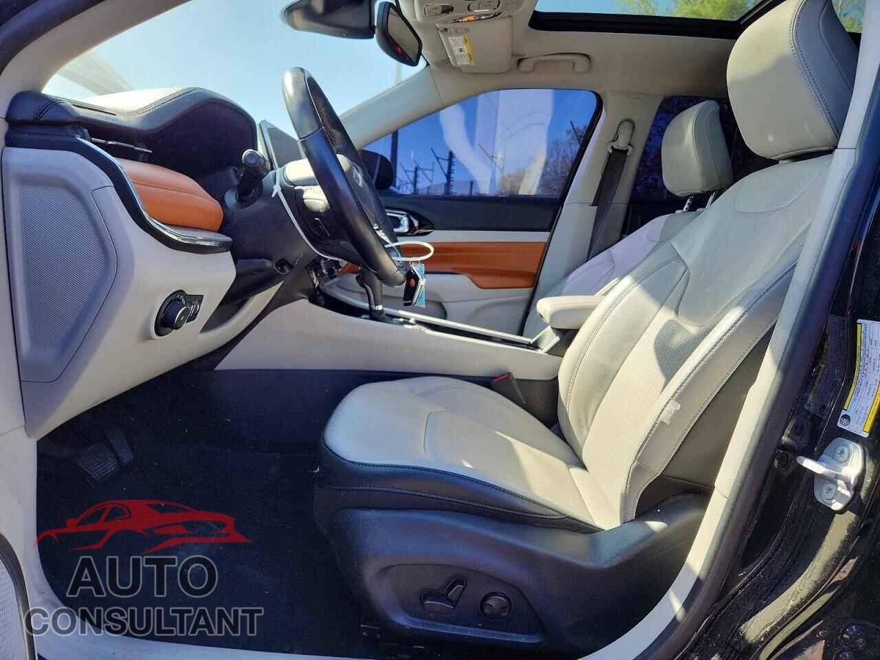 JEEP COMPASS 2022 - 3C4NJDCB8NT108044