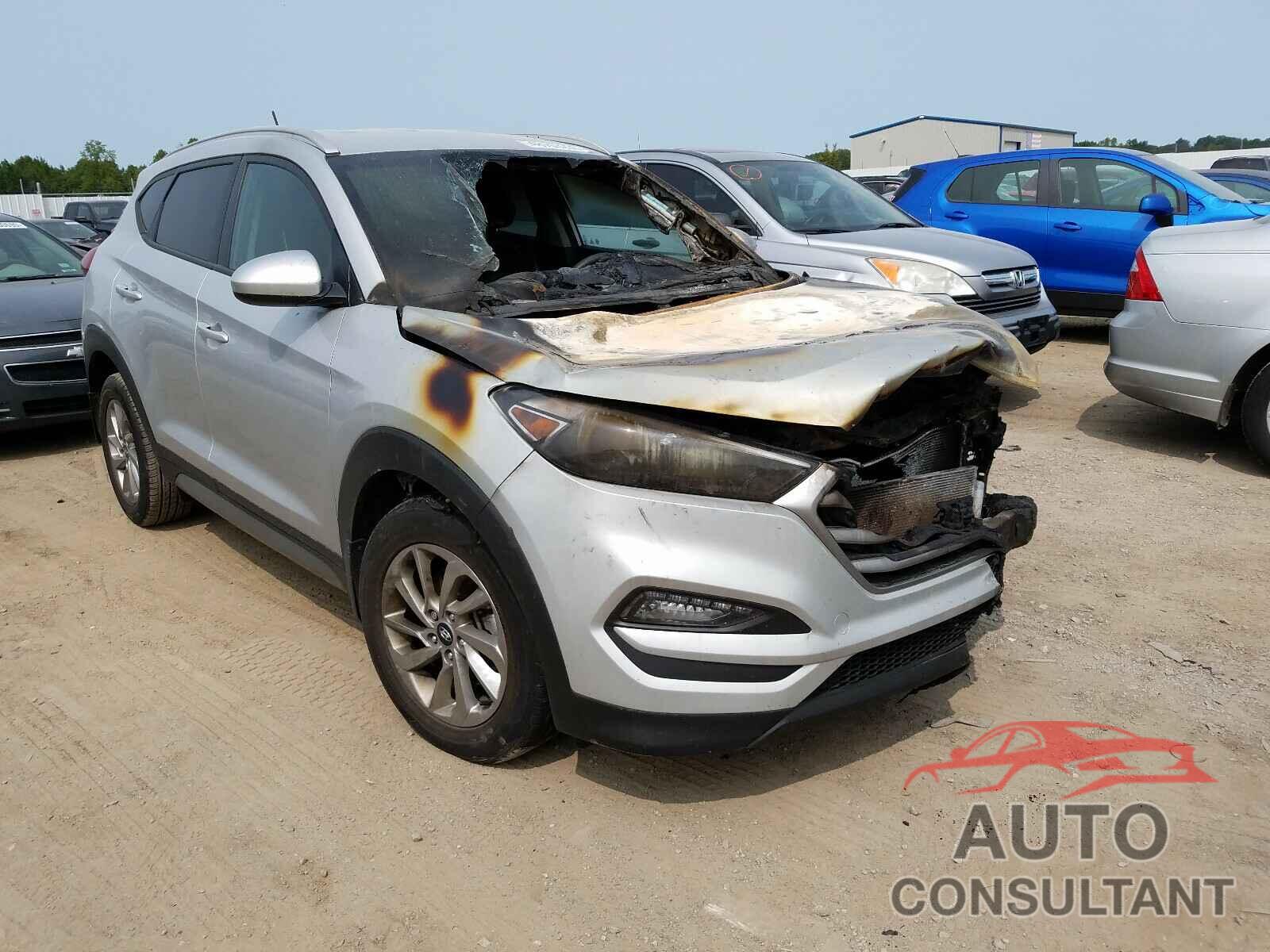 HYUNDAI TUCSON 2017 - KM8J3CA49HU365128