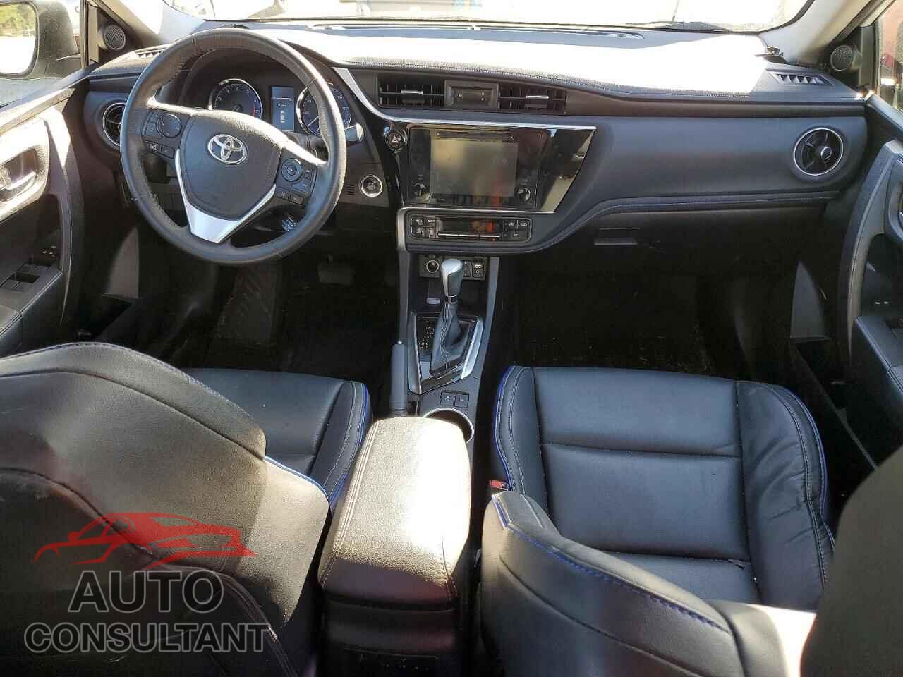 TOYOTA COROLLA 2018 - 5YFBURHE4JP790041