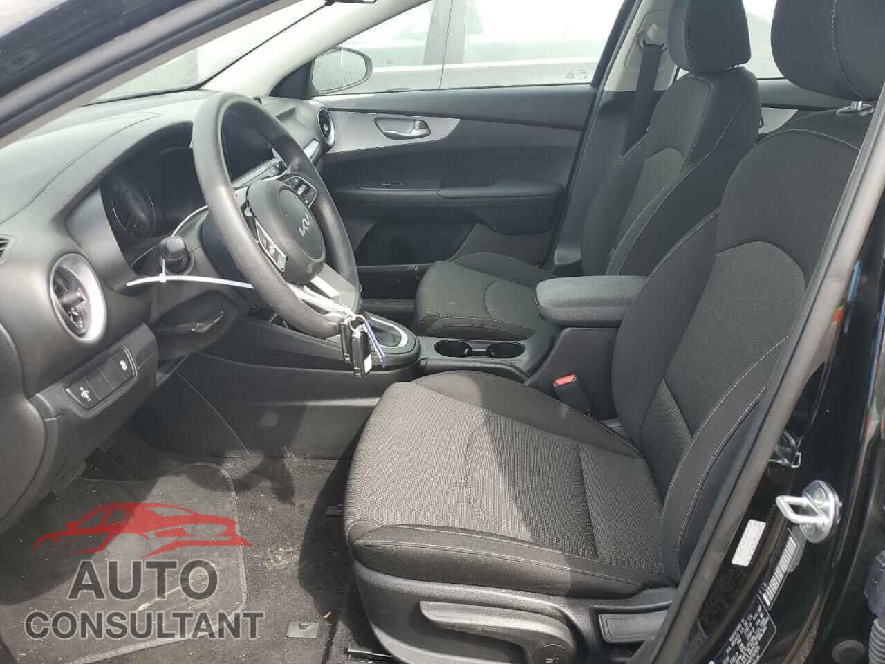 KIA FORTE 2023 - 3KPF24AD4PE582635