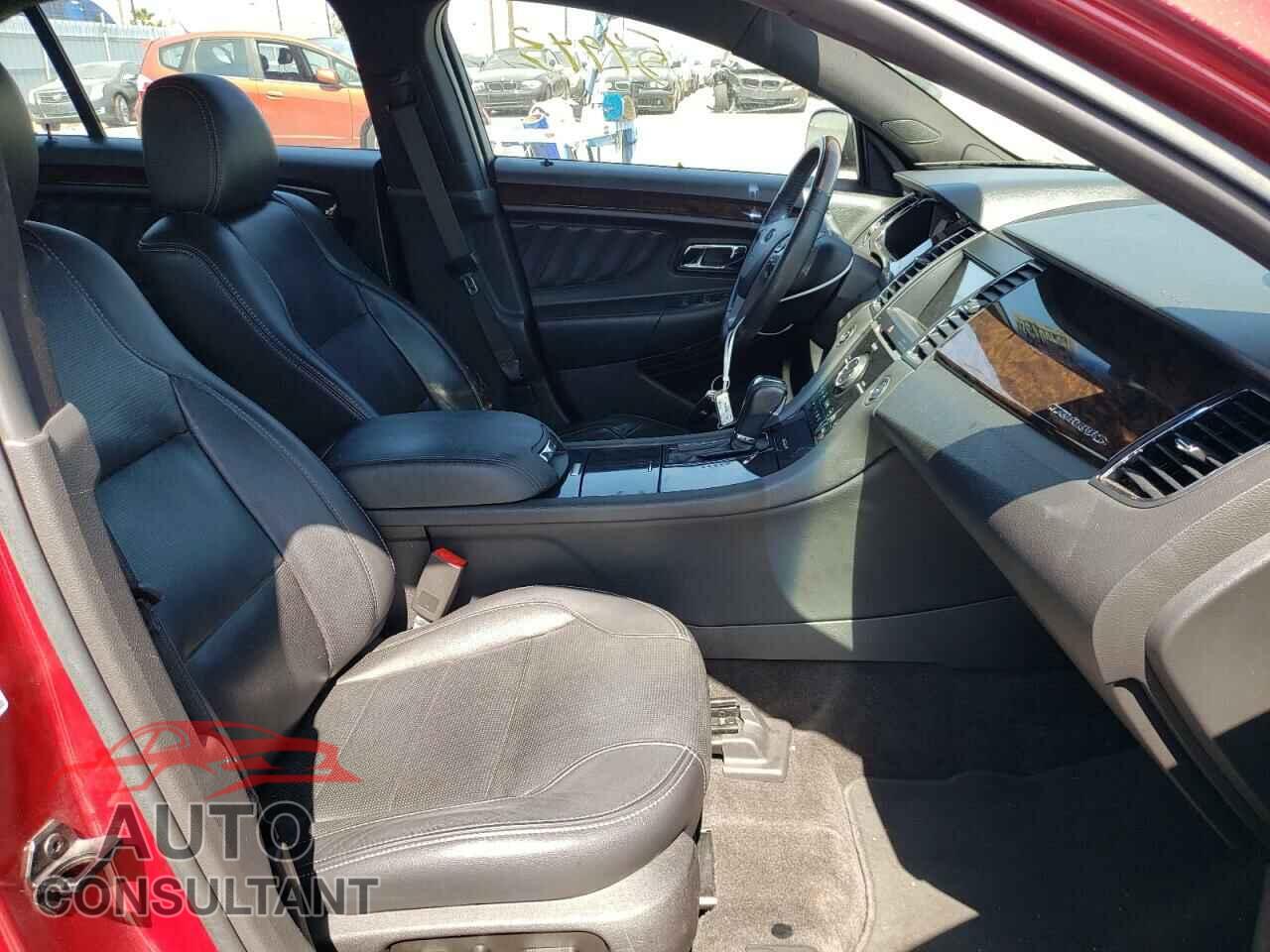 FORD TAURUS 2018 - 1FAHP2F8XJG129465
