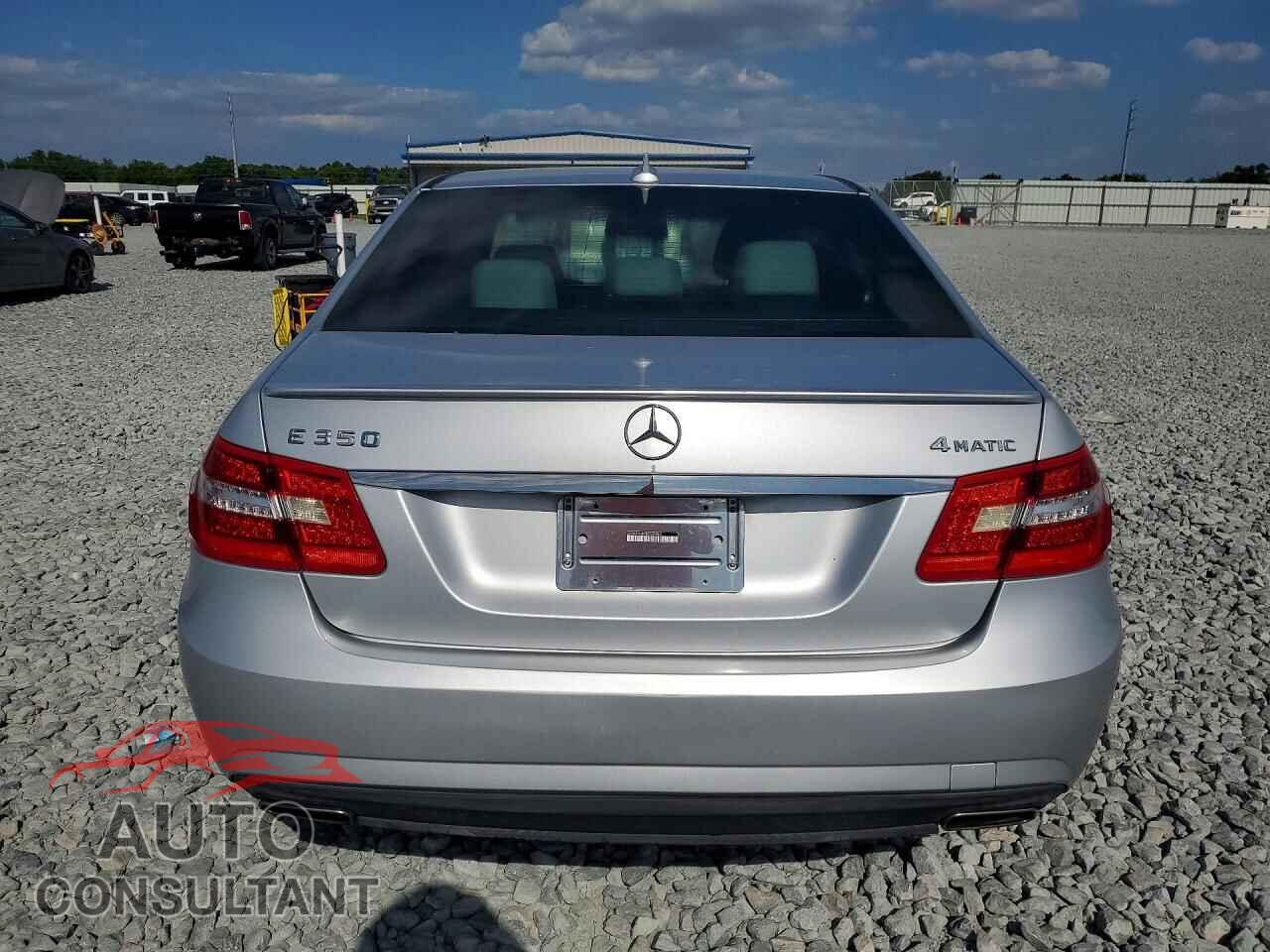 MERCEDES-BENZ E-CLASS 2011 - WDDHF8HB7BA482863