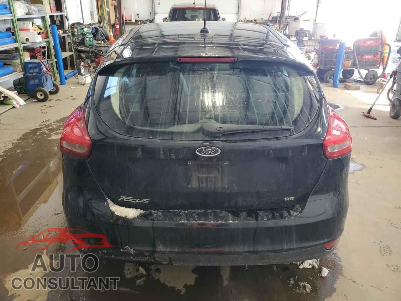 FORD FOCUS 2017 - 1FADP3K26HL265745