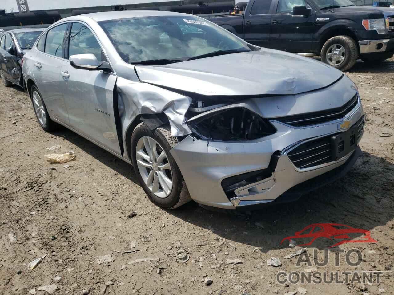 CHEVROLET MALIBU 2018 - 1G1ZD5ST0JF261443