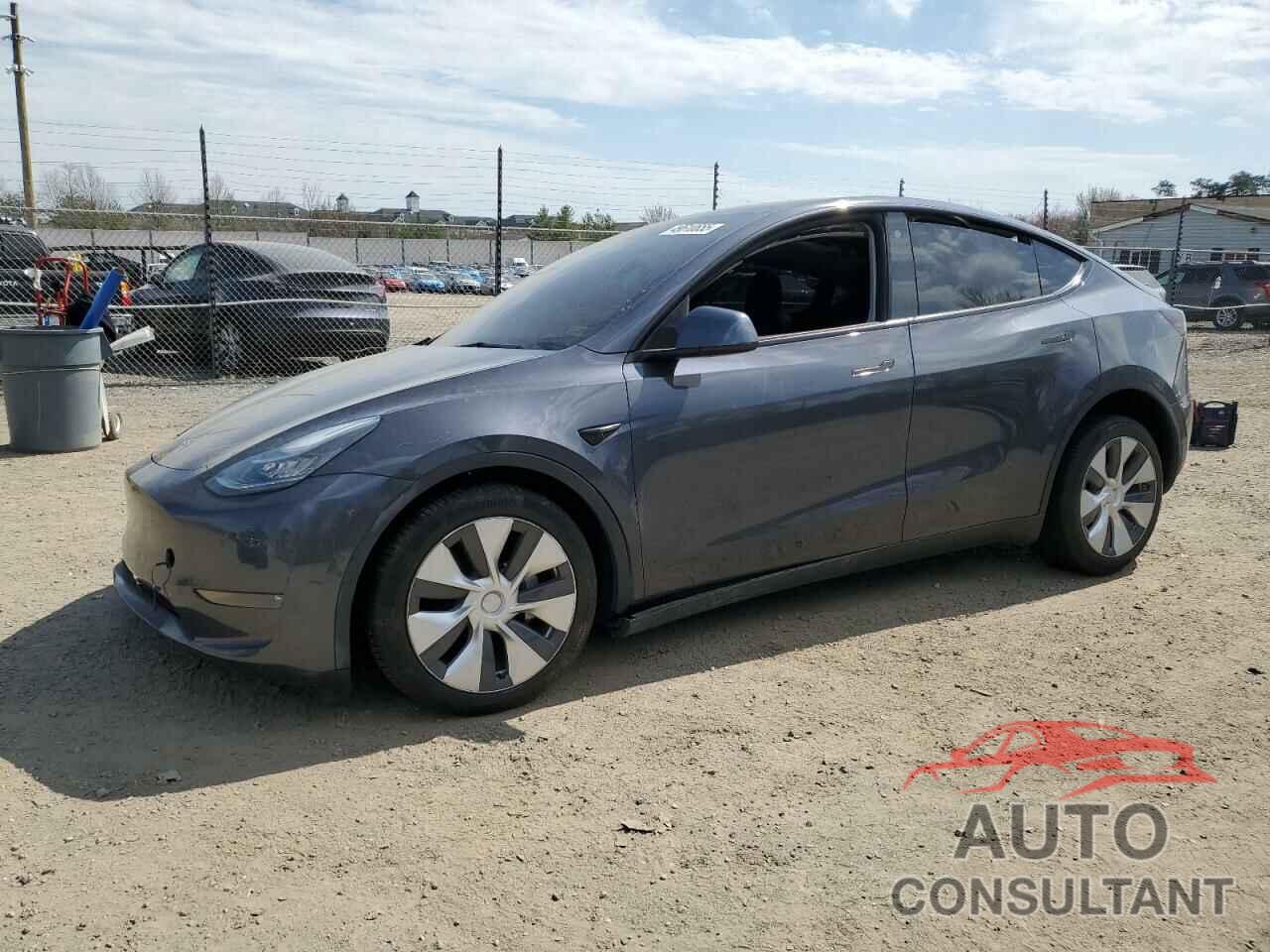 TESLA MODEL Y 2021 - 5YJYGDEE5MF260475