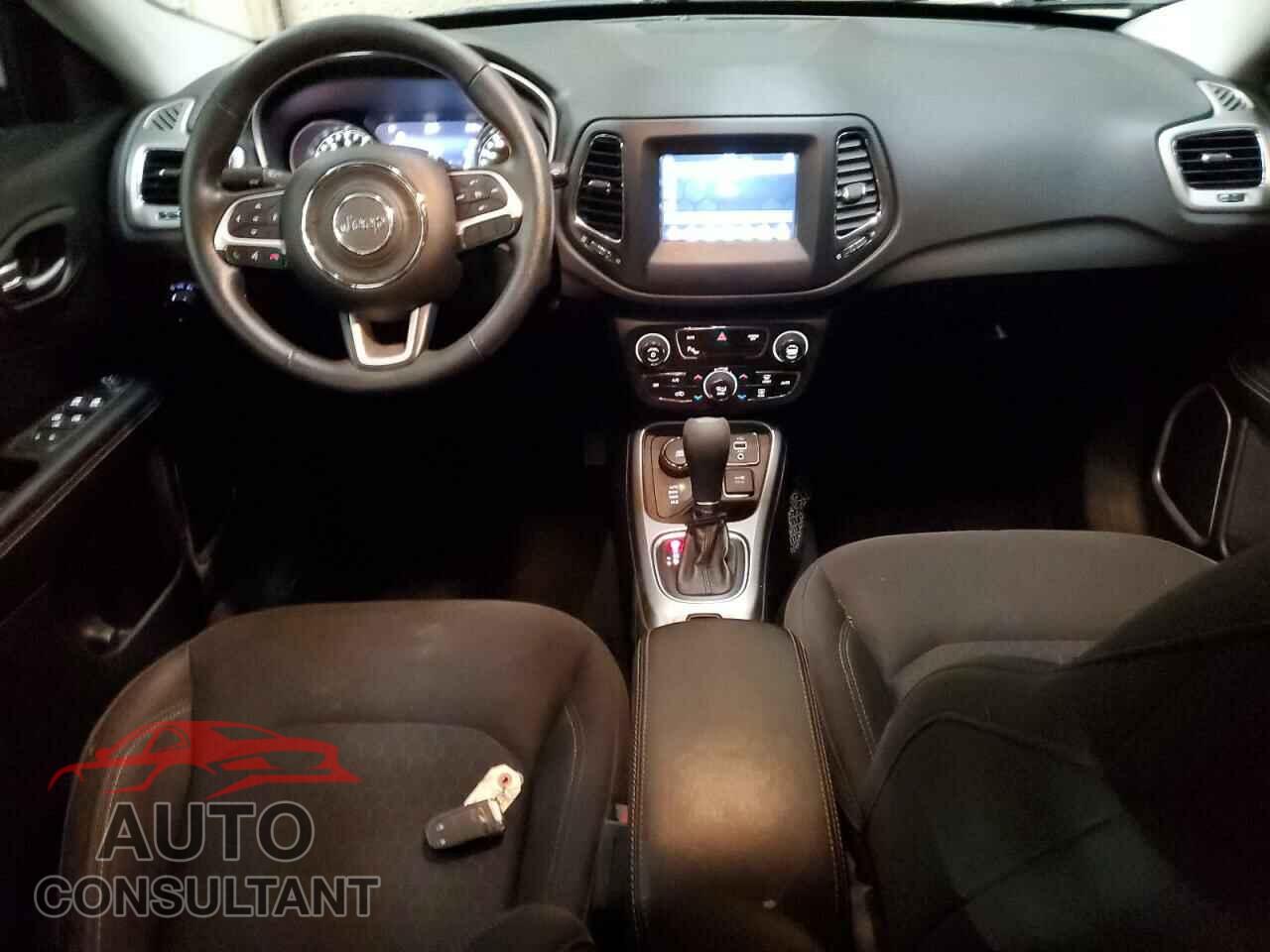 JEEP COMPASS 2018 - 3C4NJDAB1JT321091