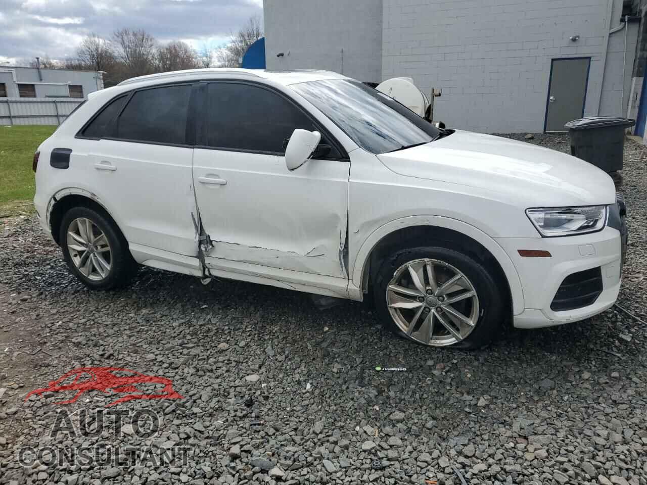 AUDI Q3 2017 - WA1ECCFS1HR008004