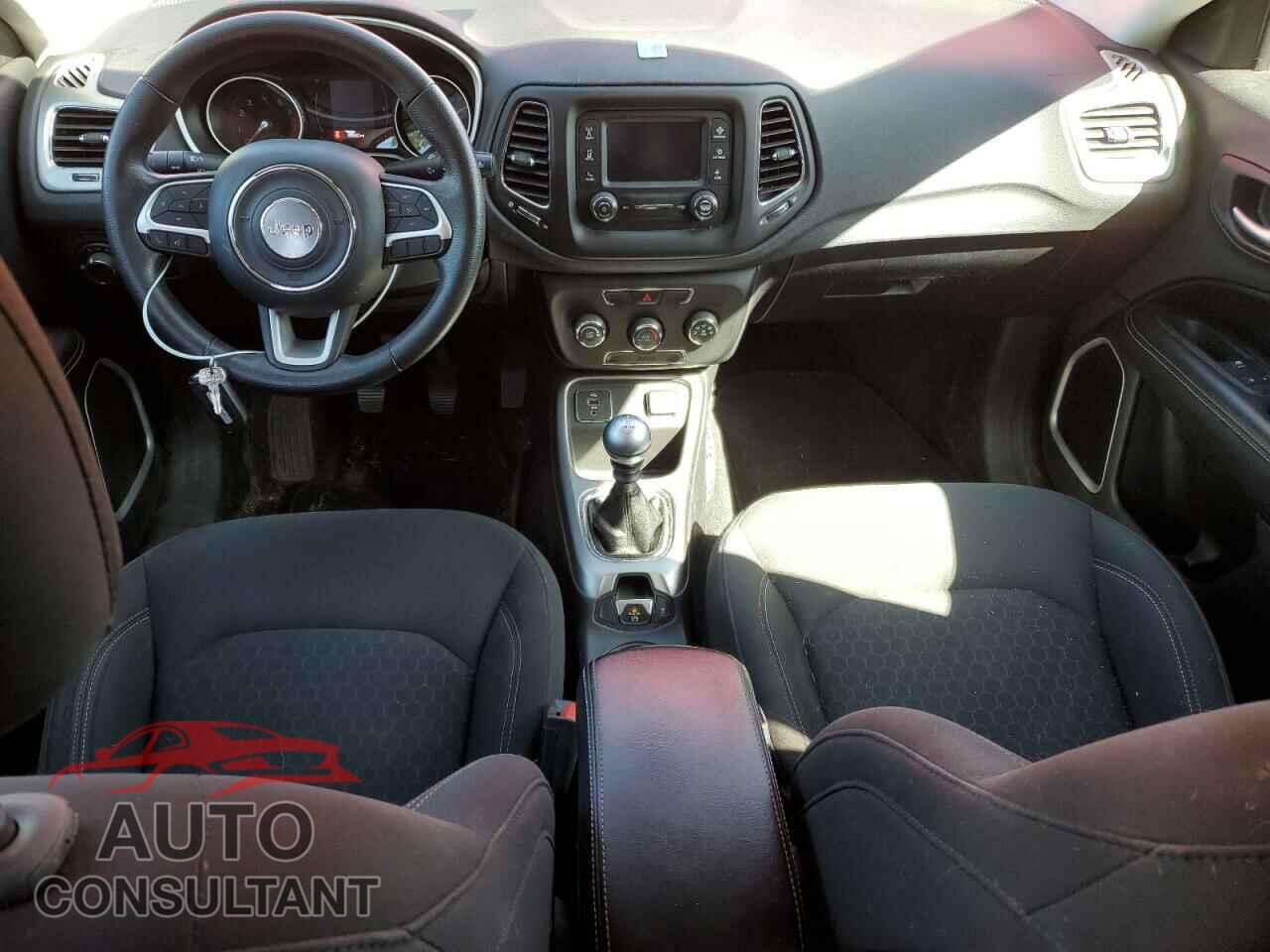 JEEP COMPASS 2017 - 3C4NJCAB4HT672615