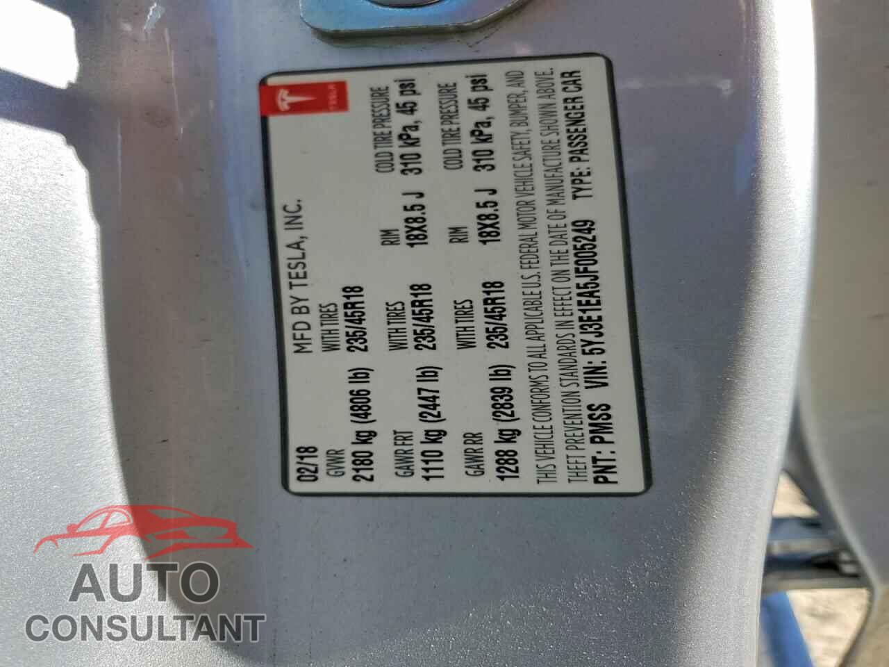 TESLA MODEL 3 2018 - 5YJ3E1EA5JF005249