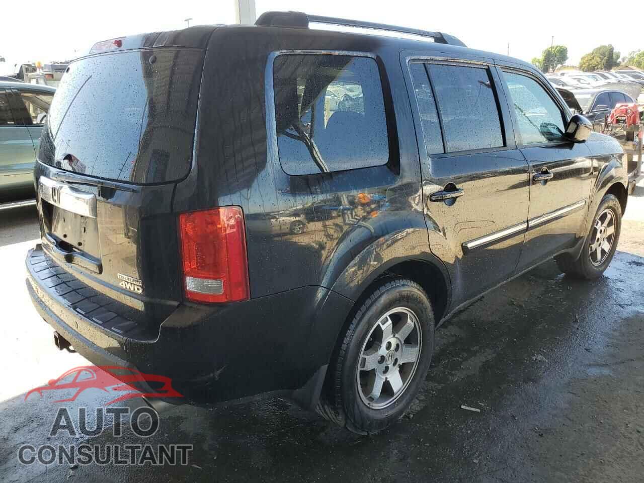 HONDA PILOT 2011 - 5FNYF4H91BB056903