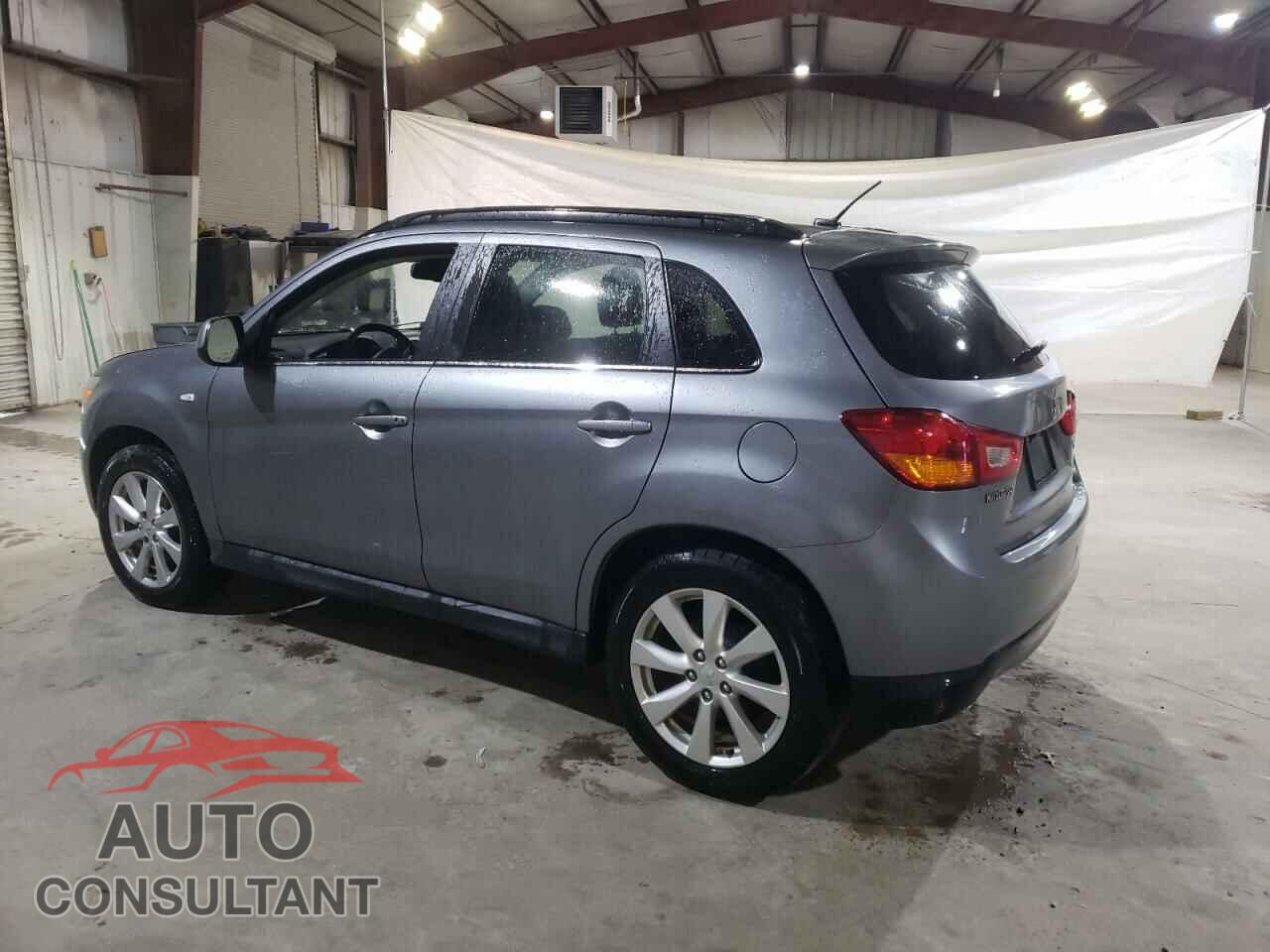 MITSUBISHI OUTLANDER 2013 - 4A4AR4AU3DE007478
