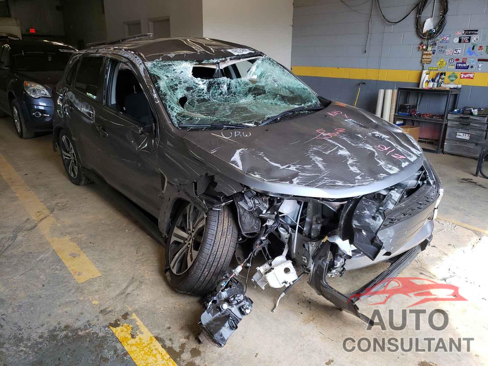 MITSUBISHI OUTLANDER 2021 - JA4ARUAU8MU019472