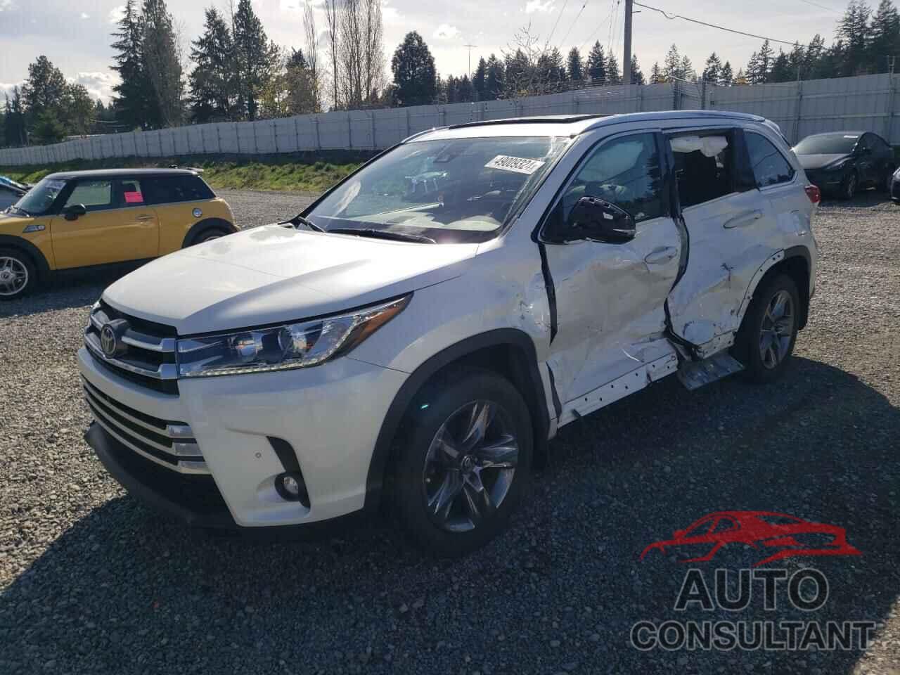 TOYOTA HIGHLANDER 2019 - 5TDDZRFH0KS704711