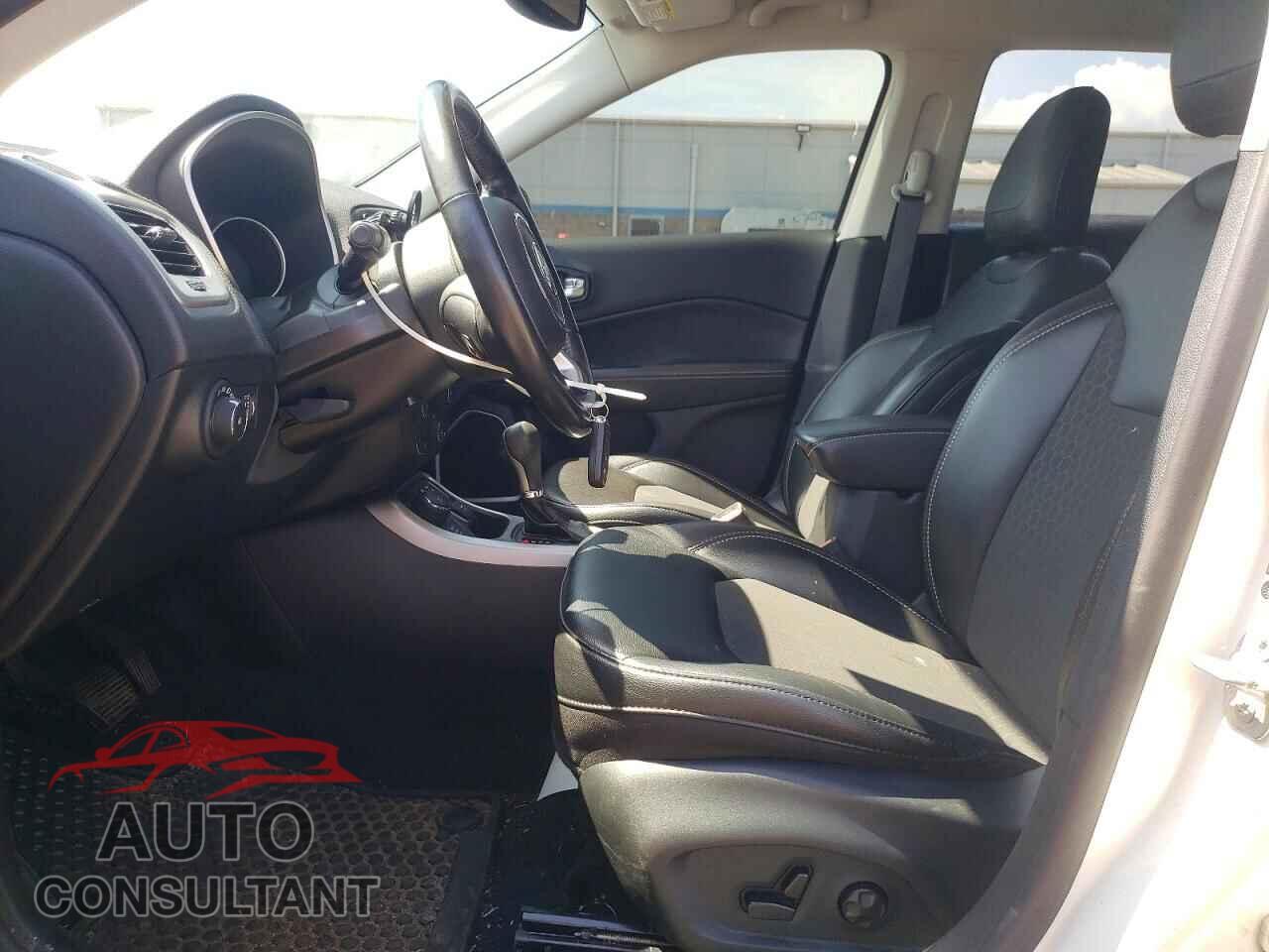 JEEP COMPASS 2019 - 3C4NJDBB3KT847299