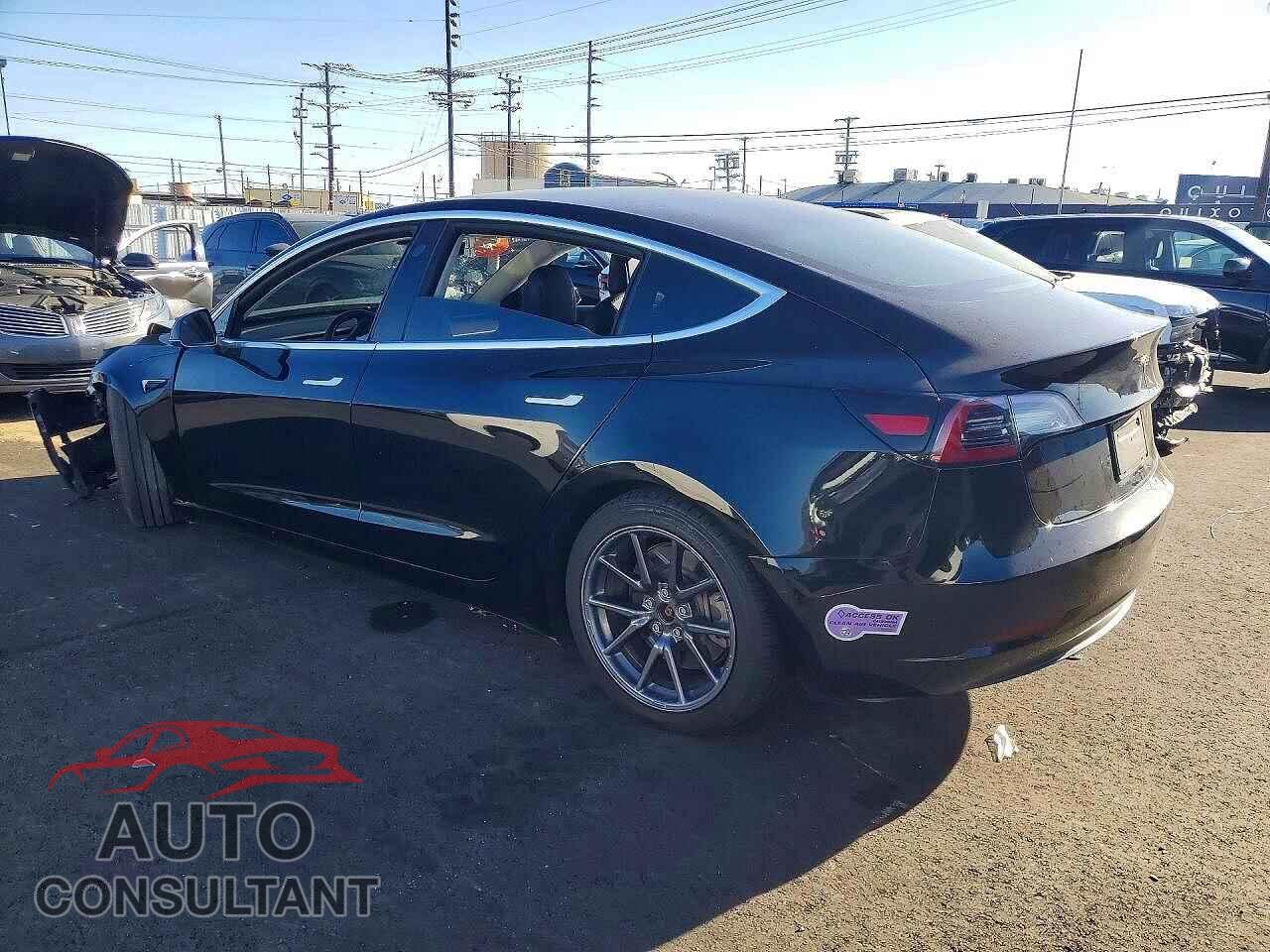 TESLA MODEL 3 2019 - 5YJ3E1EA1KF193284