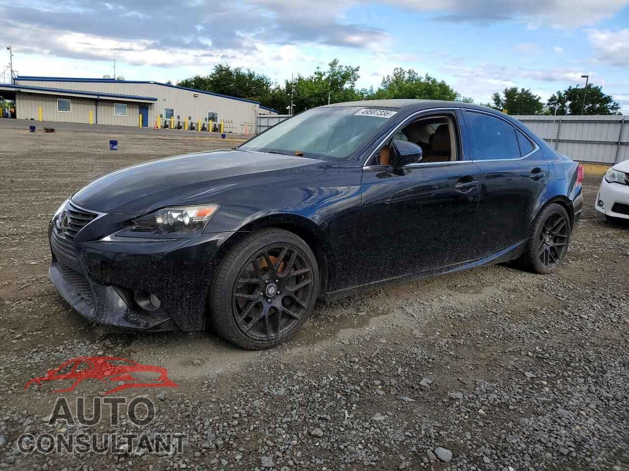 LEXUS IS 2014 - JTHCE1D29E5000569