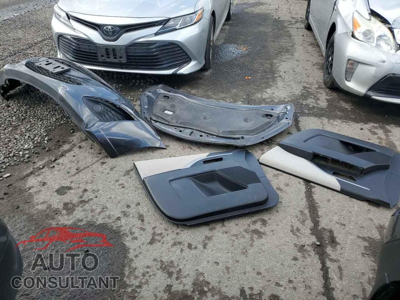 MAZDA 5 2015 - JM1CW2BL0F0187585
