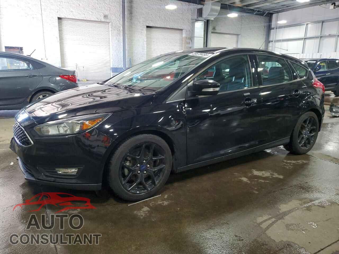 FORD FOCUS 2016 - 1FADP3K23GL379829