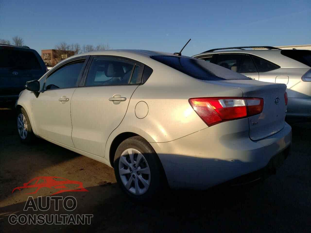 KIA RIO 2013 - KNADN4A33D6128946