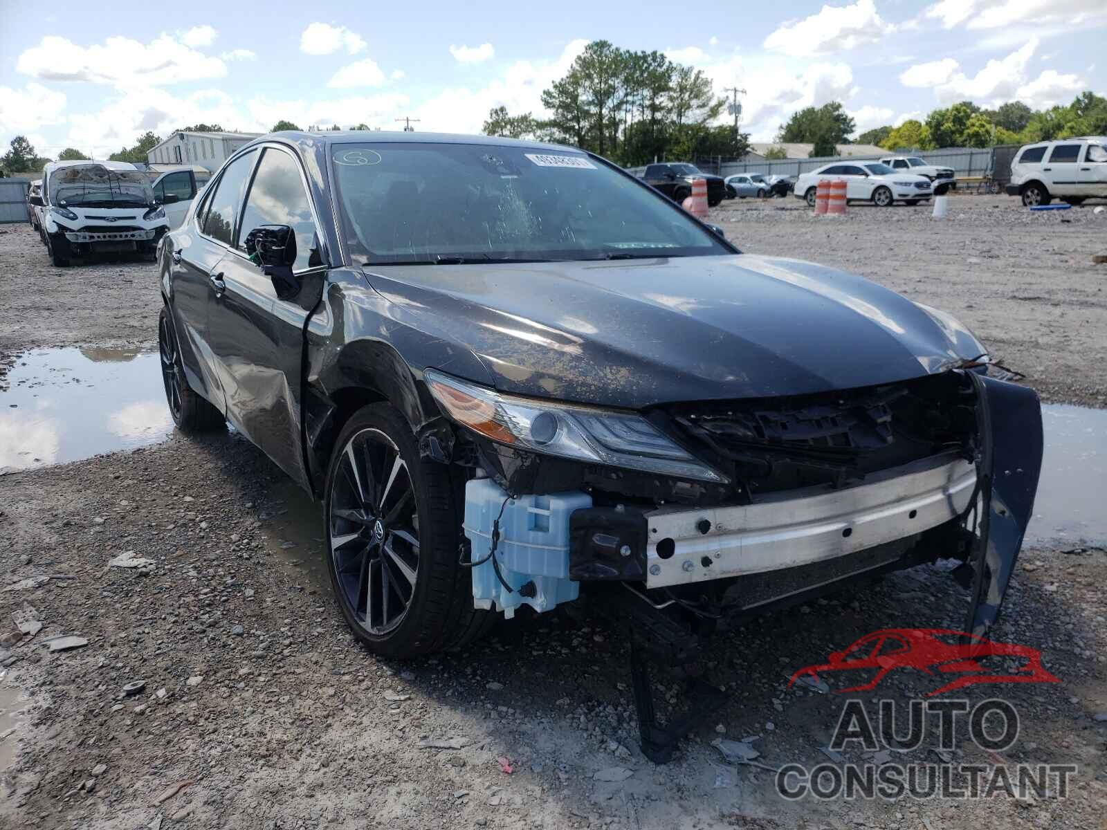 TOYOTA CAMRY 2018 - 4T1B61HK2JU112713