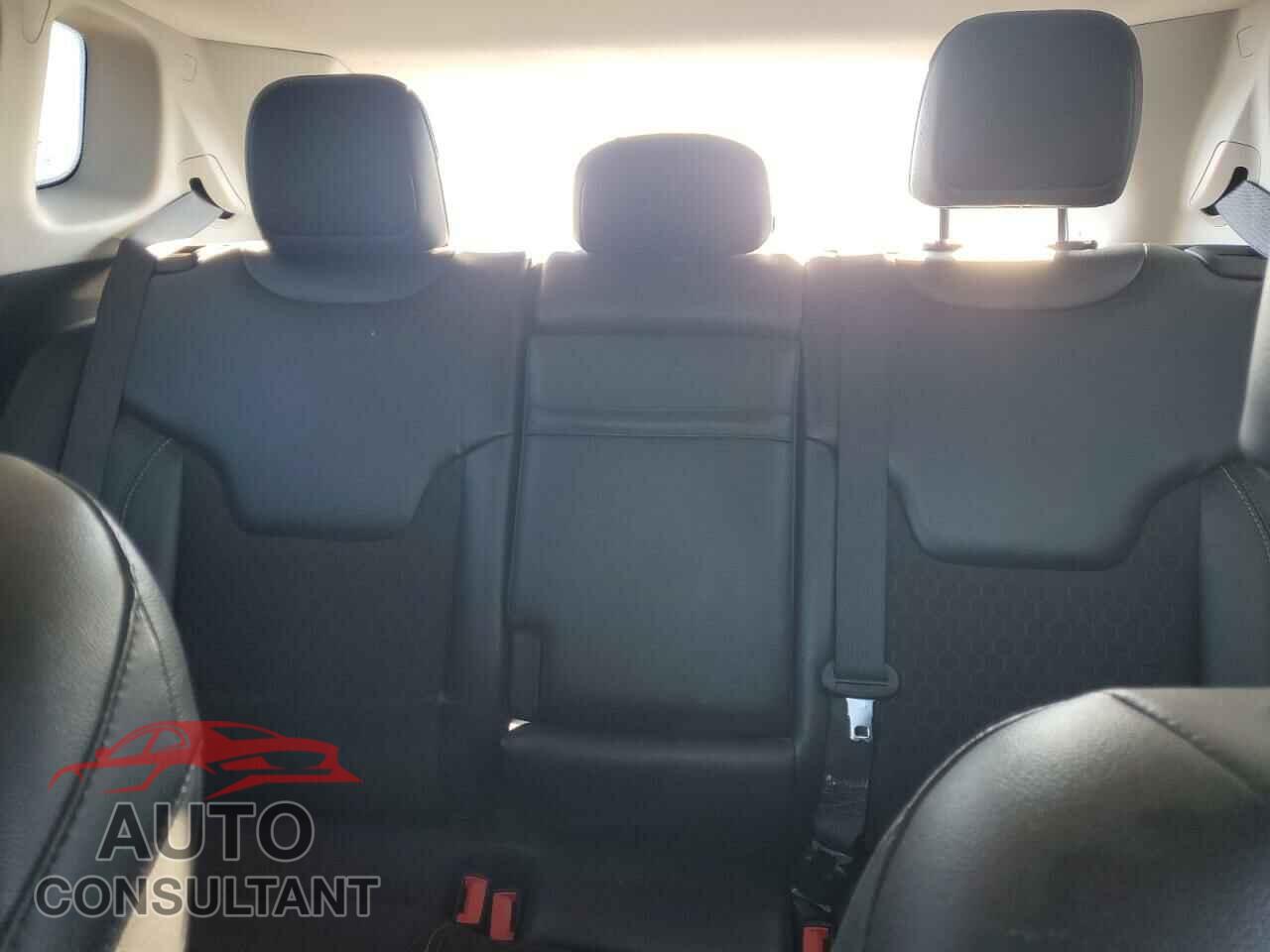 JEEP COMPASS 2019 - 3C4NJDBB1KT675127