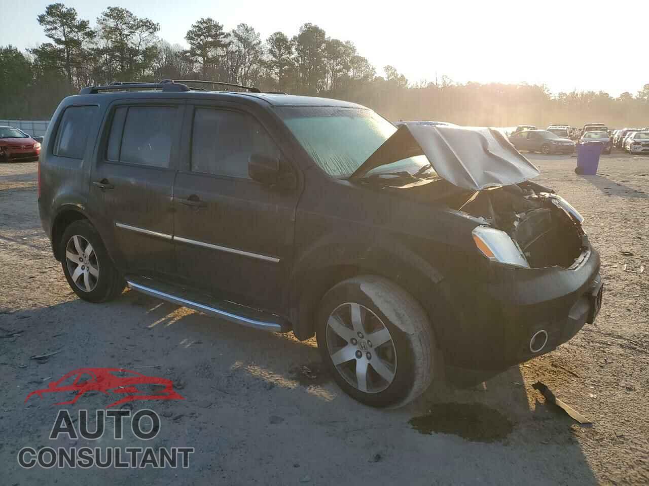 HONDA PILOT 2013 - 5FNYF3H92DB033420