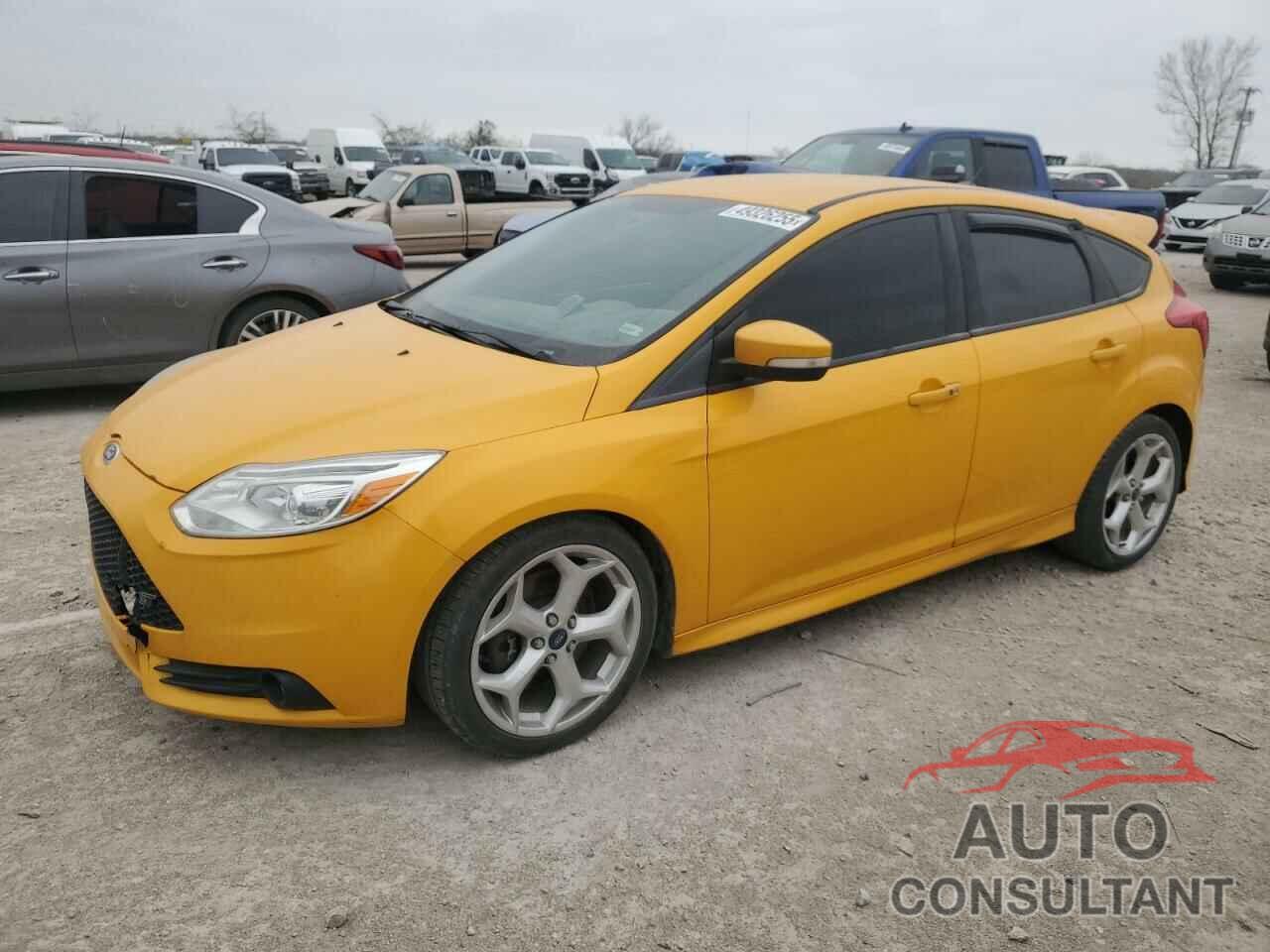 FORD FOCUS 2013 - 1FADP3L99DL100178