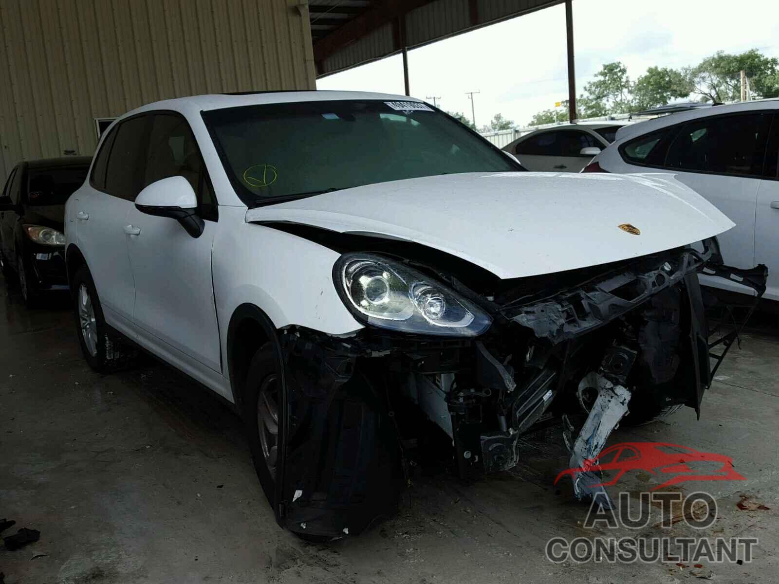 PORSCHE CAYENNE 2016 - WP1AA2A26GKA12745