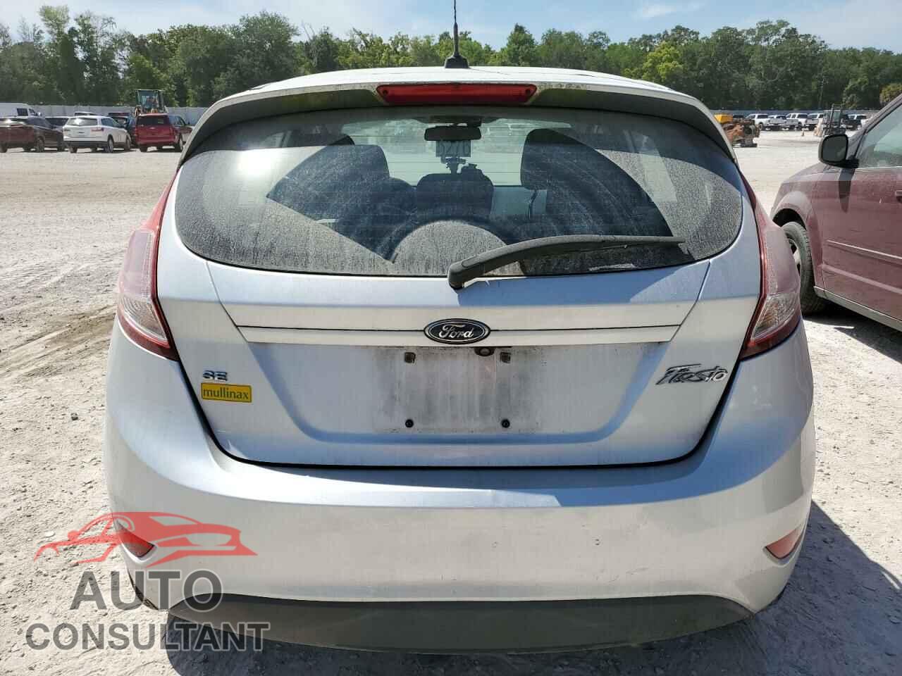 FORD FIESTA 2018 - 3FADP4EJ8JM133955