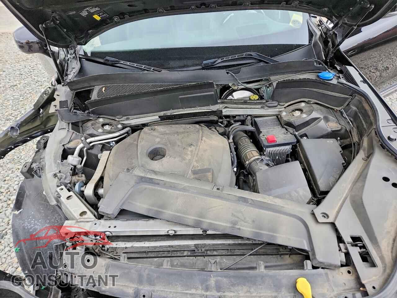 VOLVO XC90 2022 - YV4A221L6N1813909