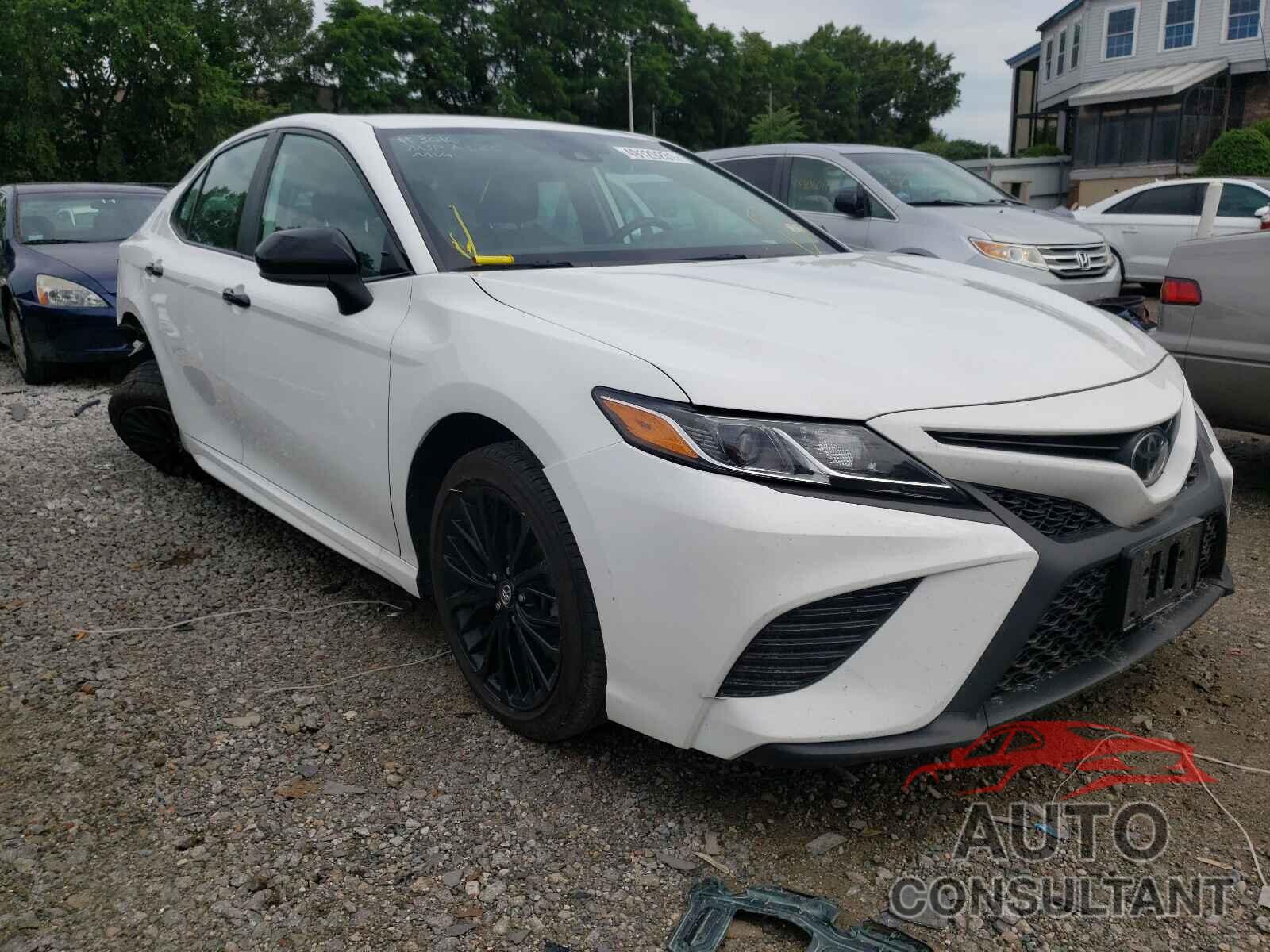 TOYOTA CAMRY 2020 - 4T1G11AK7LU317154