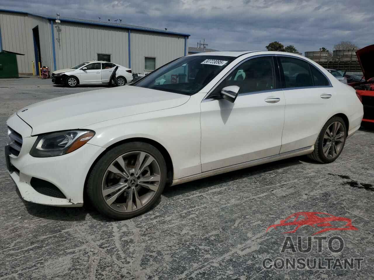 MERCEDES-BENZ C-CLASS 2018 - 55SWF4JB1JU278326