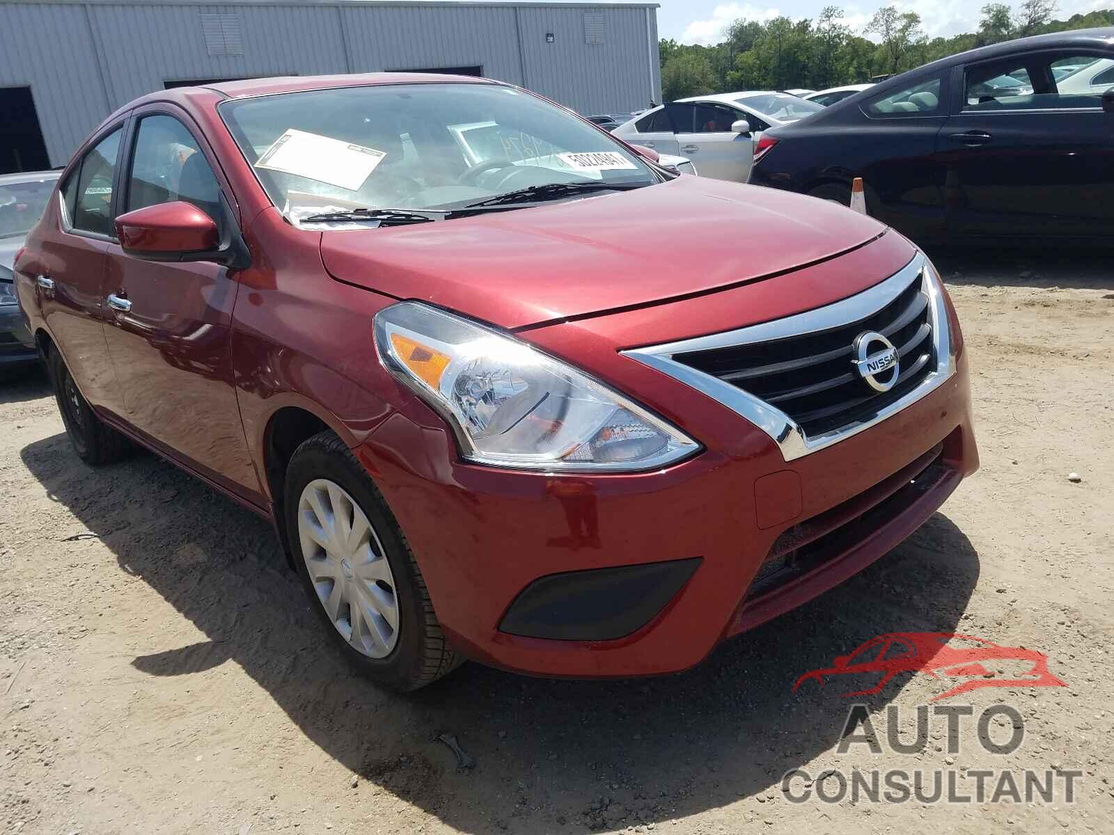 NISSAN VERSA 2017 - 3N1CN7AP0HL840252