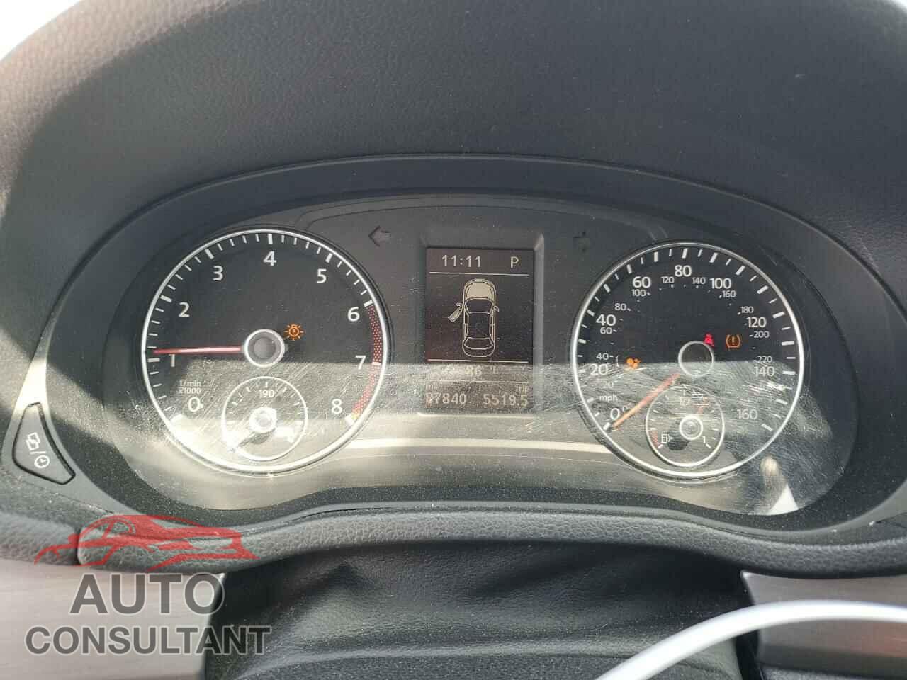 VOLKSWAGEN PASSAT 2015 - 1VWBS7A33FC040095