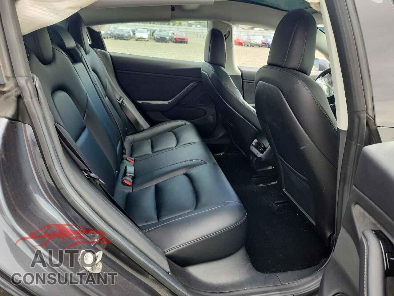 TESLA MODEL 3 2018 - 5YJ3E1EB2JF086848