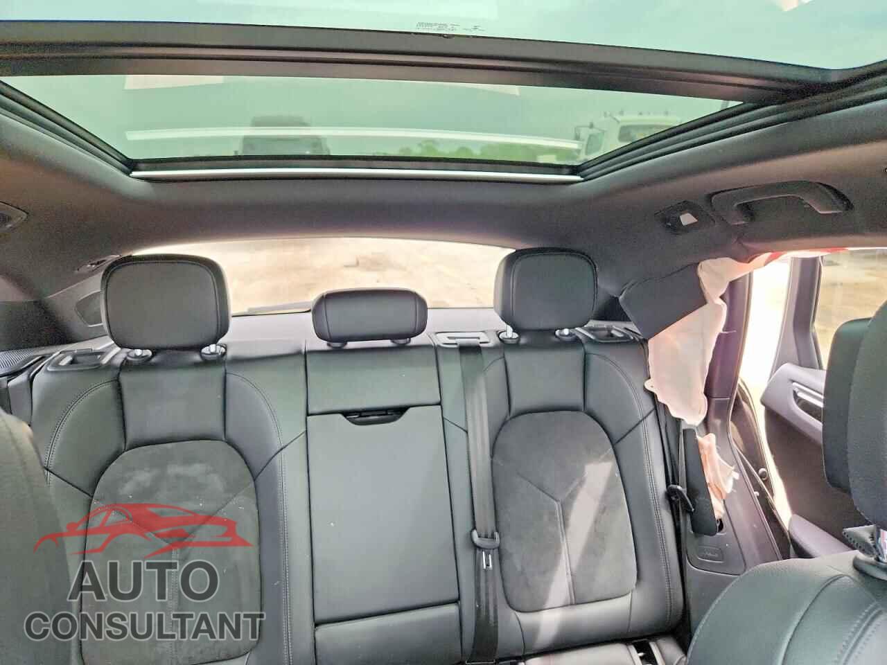 PORSCHE MACAN 2021 - WP1AA2A50MLB02358