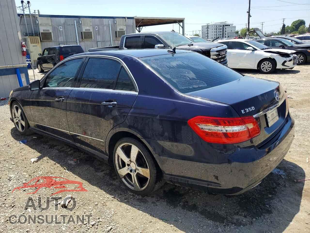 MERCEDES-BENZ E-CLASS 2010 - WDDHF5GB1AA070873