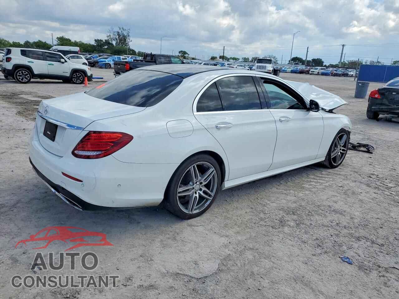 MERCEDES-BENZ E-CLASS 2017 - WDDZF4JB4HA072585