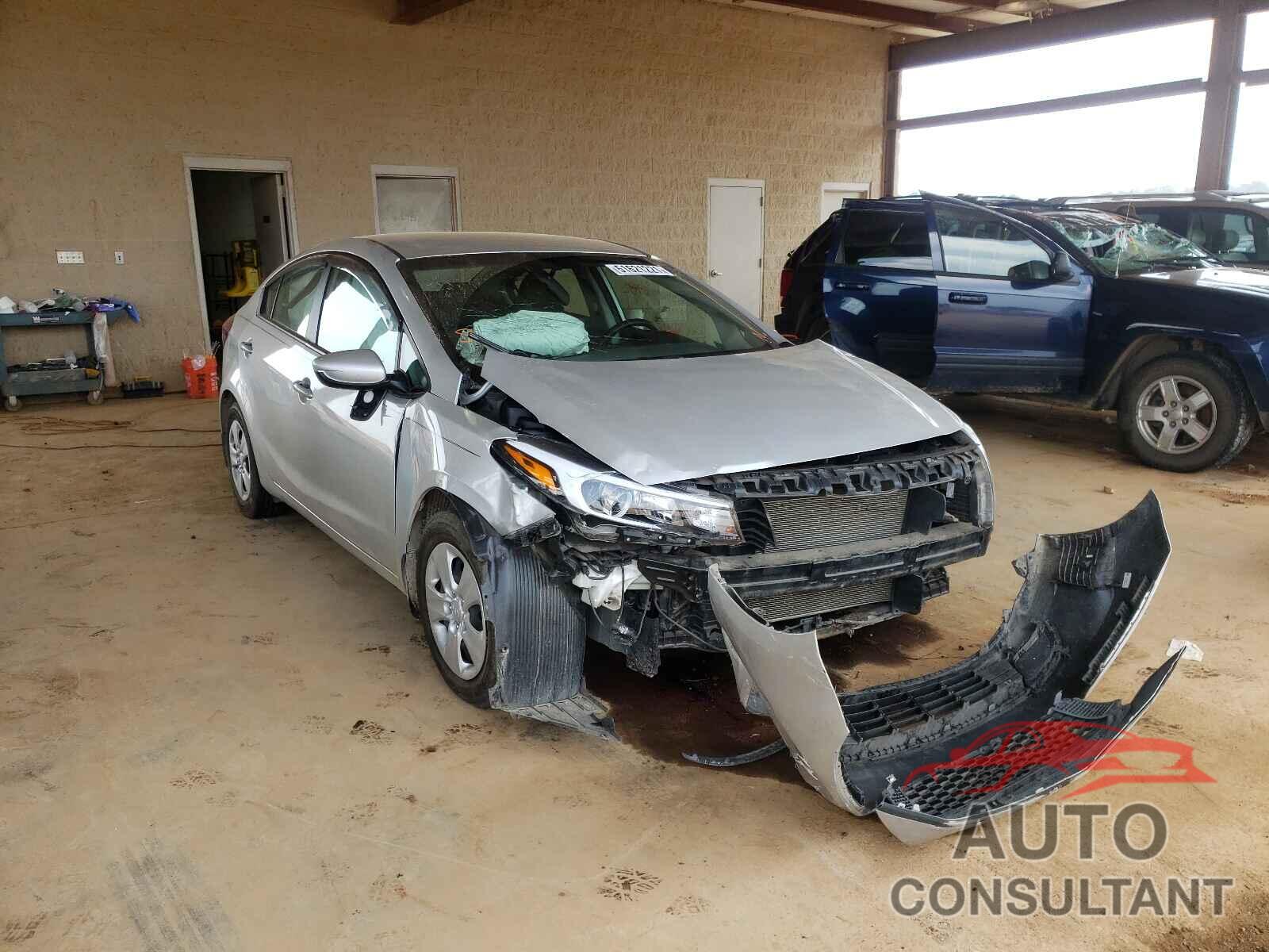 KIA FORTE 2017 - 3KPFK4A73HE037506