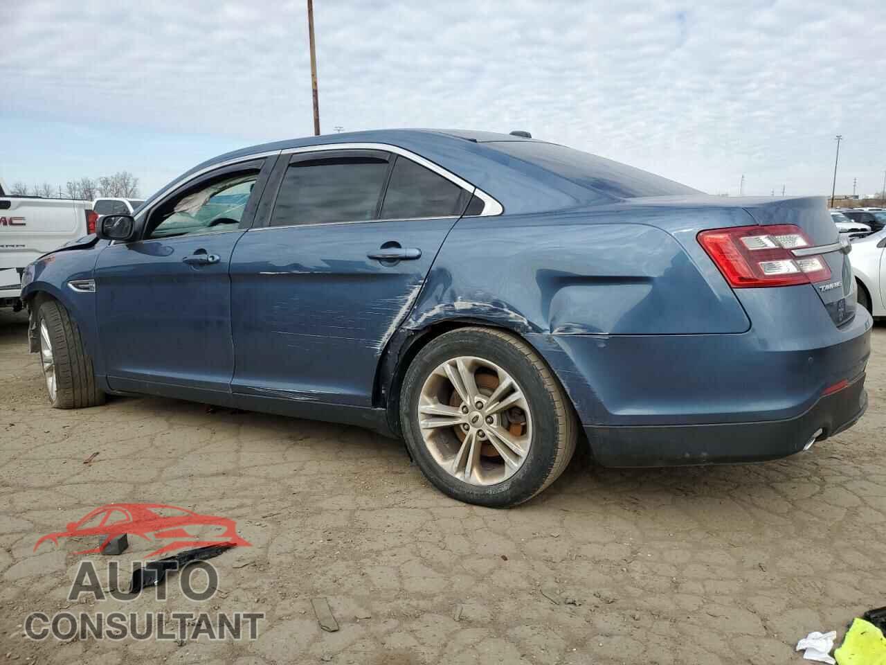 FORD TAURUS 2018 - 1FAHP2E86JG126791