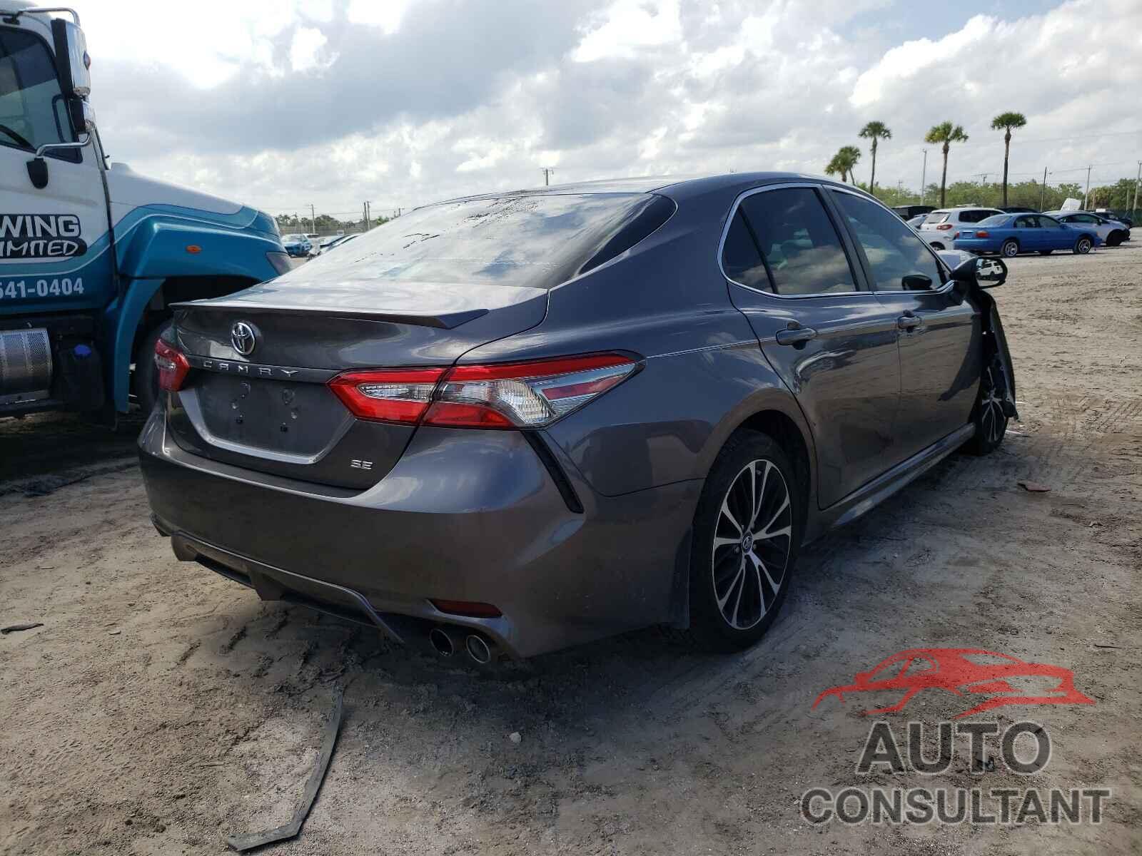 TOYOTA CAMRY 2018 - 4T1B11HK3JU613690