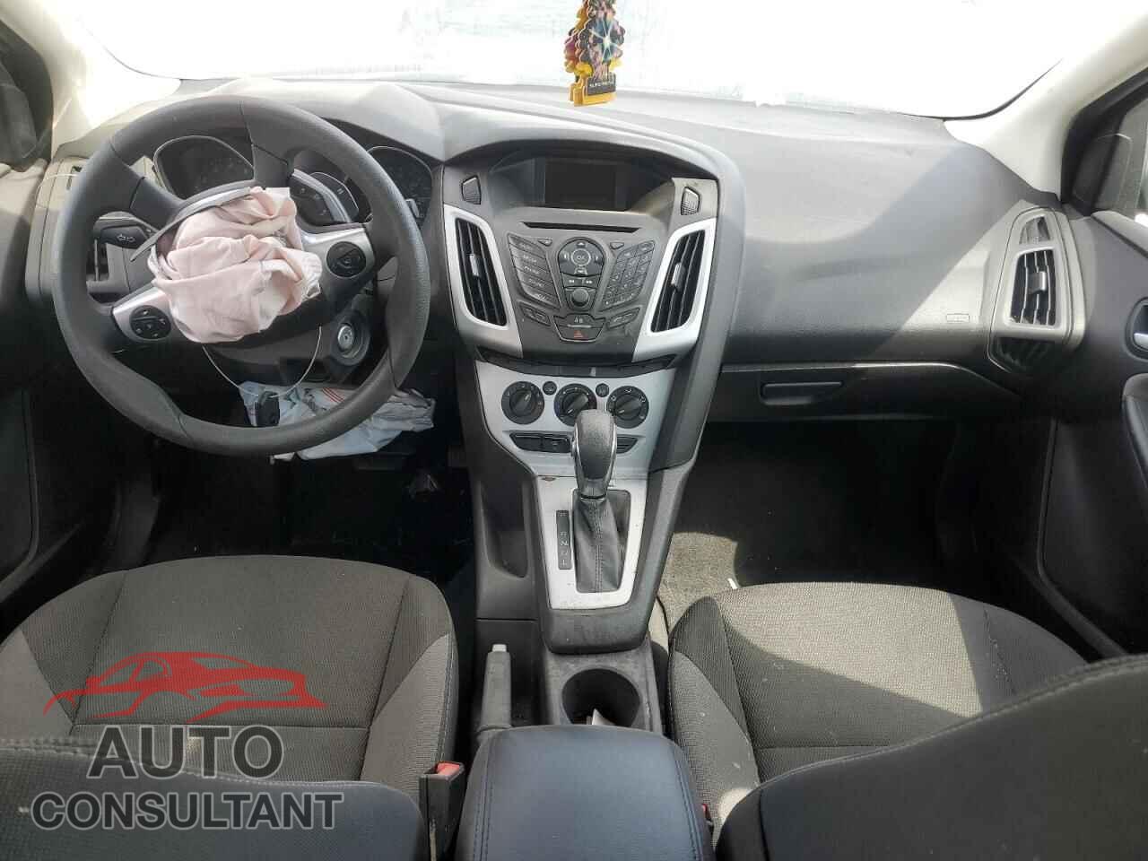 FORD FOCUS 2014 - 1FADP3F24EL311322