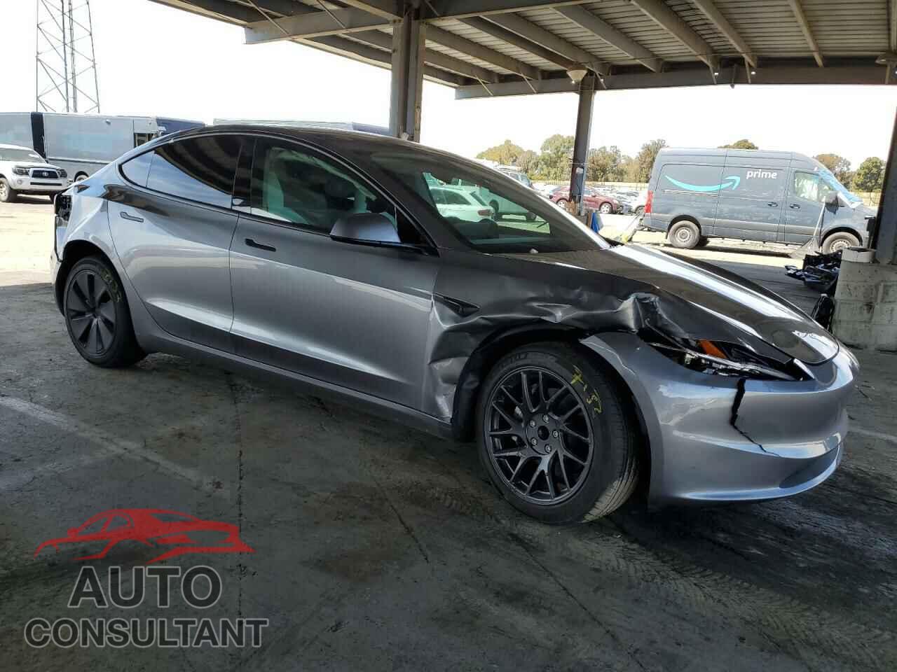 TESLA MODEL 3 2025 - 5YJ3E1EA5SF920183