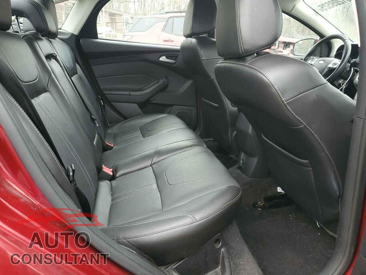 FORD FOCUS 2014 - 1FADP3F27EL366105