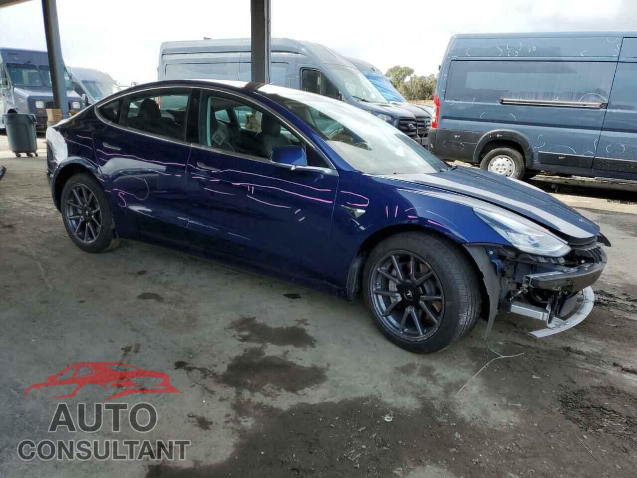 TESLA MODEL 3 2018 - 5YJ3E1EA1JF034666