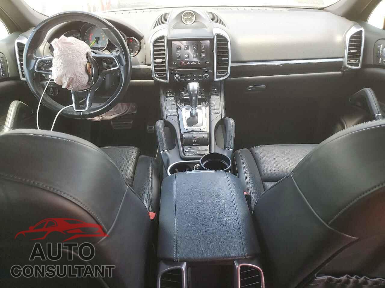 PORSCHE CAYENNE 2017 - WP1AE2A23HLA69534