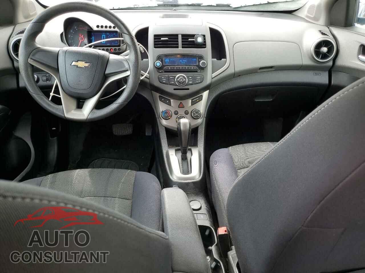 CHEVROLET SONIC 2012 - 1G1JC5SH7C4154576