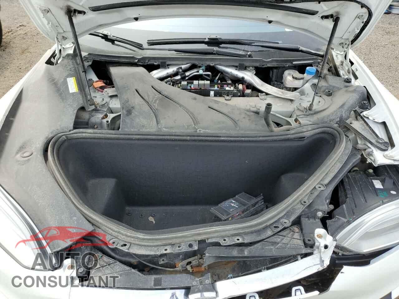 TESLA MODEL S 2017 - 5YJSA1E24HF186757